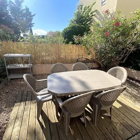 Apartment Superbe En Rez De Jardin Avec Parking Agde